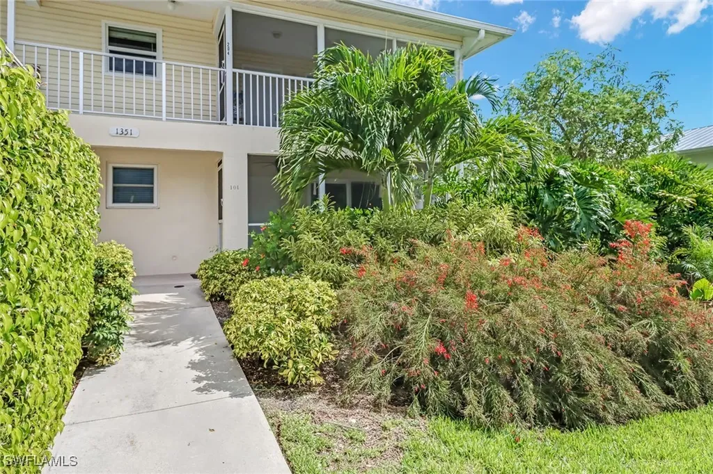 1351 Curlew Avenue Naples FL 34102