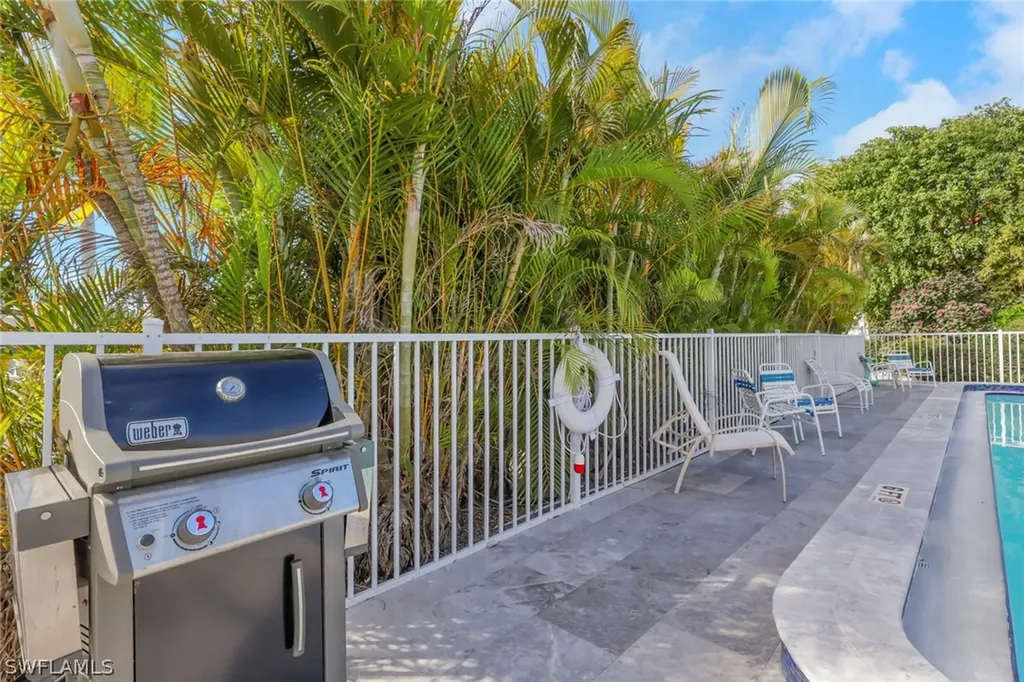 1351 Curlew Avenue Naples FL 34102