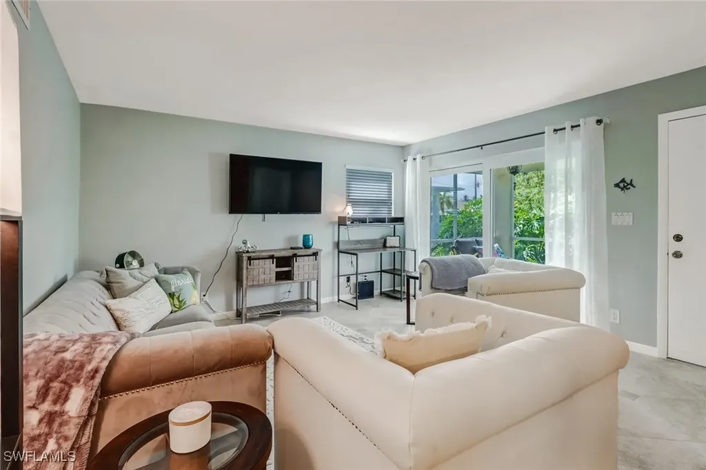 1351 Curlew Avenue Naples FL 34102