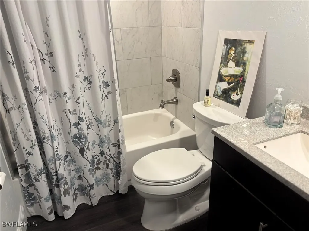 1251 7th Avenue N Naples FL 34102