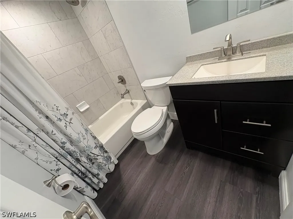 1251 7th Avenue N Naples FL 34102