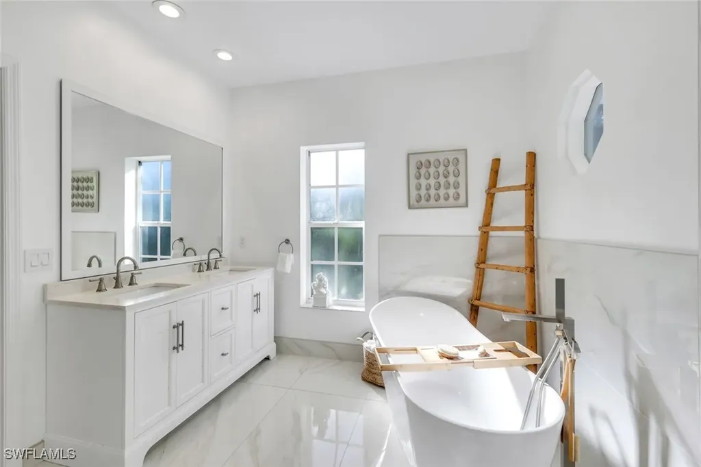 24099 Rodas Drive Bonita Springs FL 34135