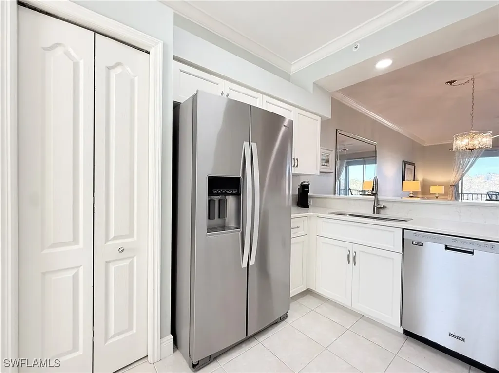 8555 Naples Heritage Drive Naples FL 34112