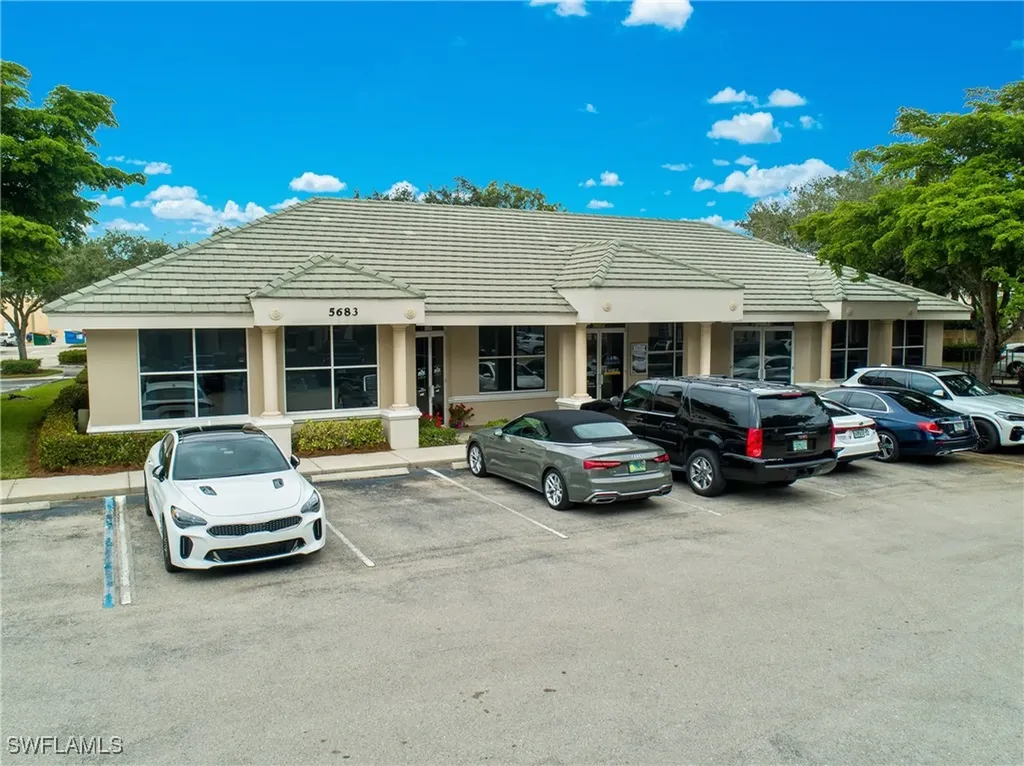 5683 Strand Court Naples FL 34110