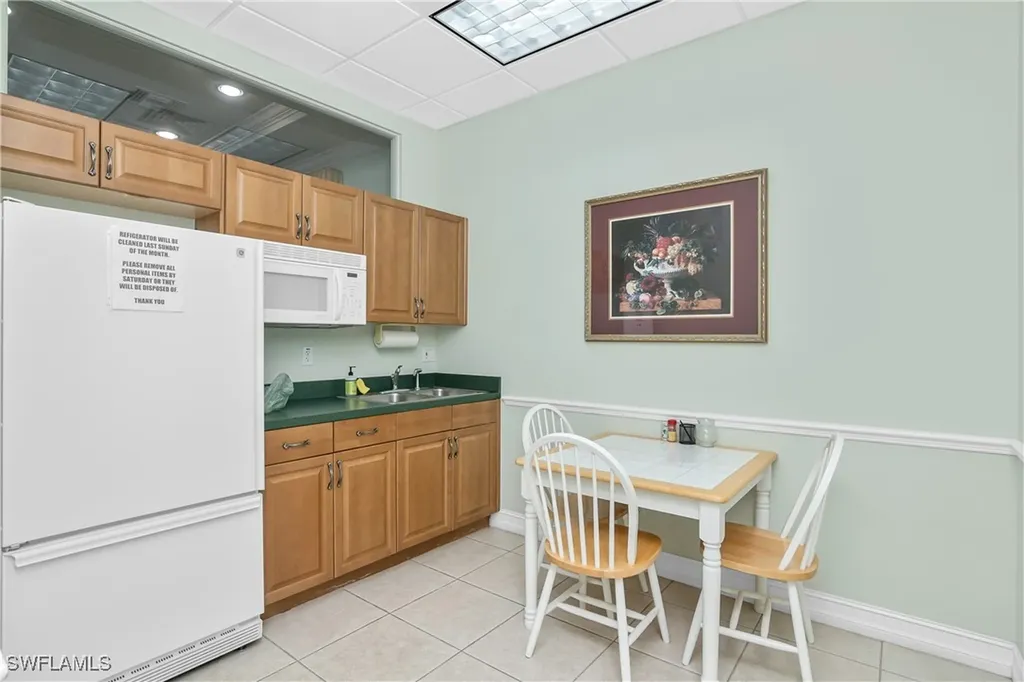 5683 Strand Court Naples FL 34110