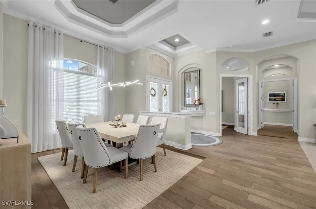 2721 Olde Cypress Drive Naples FL 34119