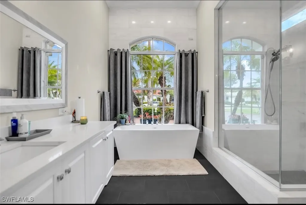 2721 Olde Cypress Drive Naples FL 34119