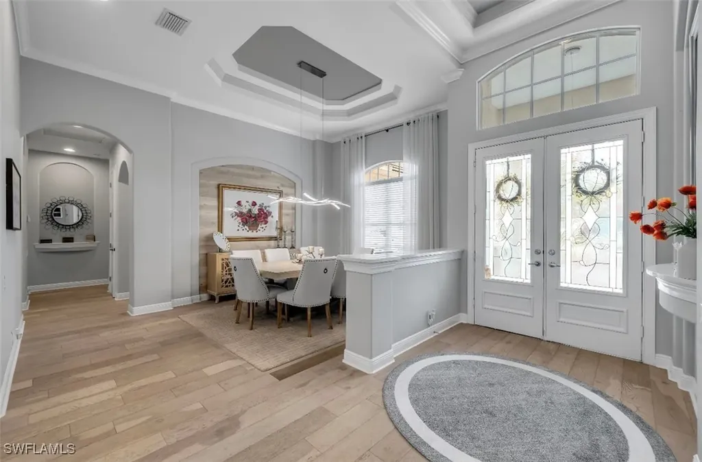 2721 Olde Cypress Drive Naples FL 34119