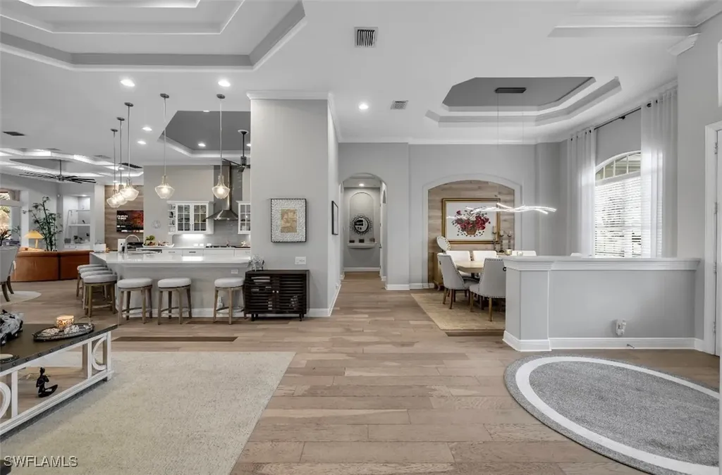 2721 Olde Cypress Drive Naples FL 34119
