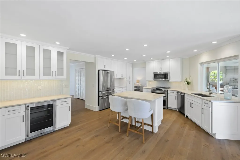 4916 Crayton Road Naples FL 34103