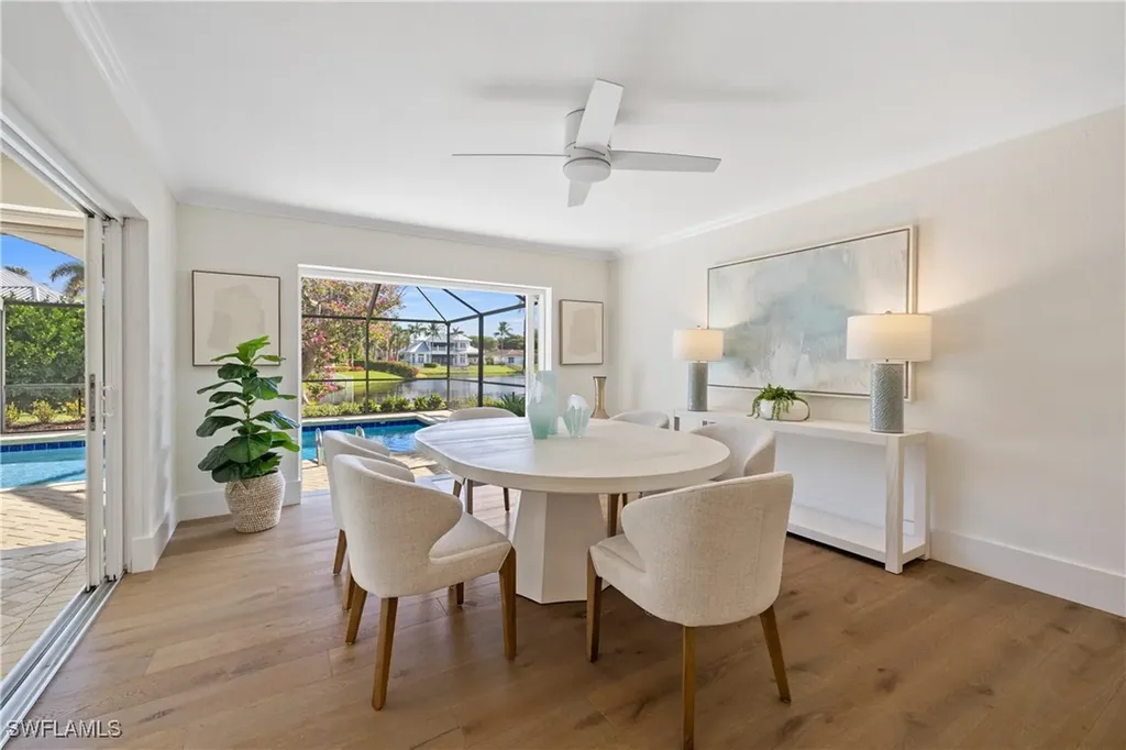 4916 Crayton Road Naples FL 34103