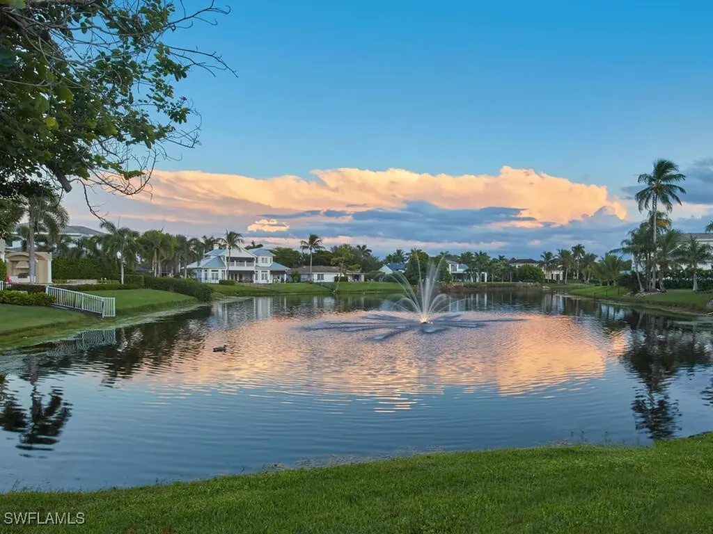 4916 Crayton Road Naples FL 34103