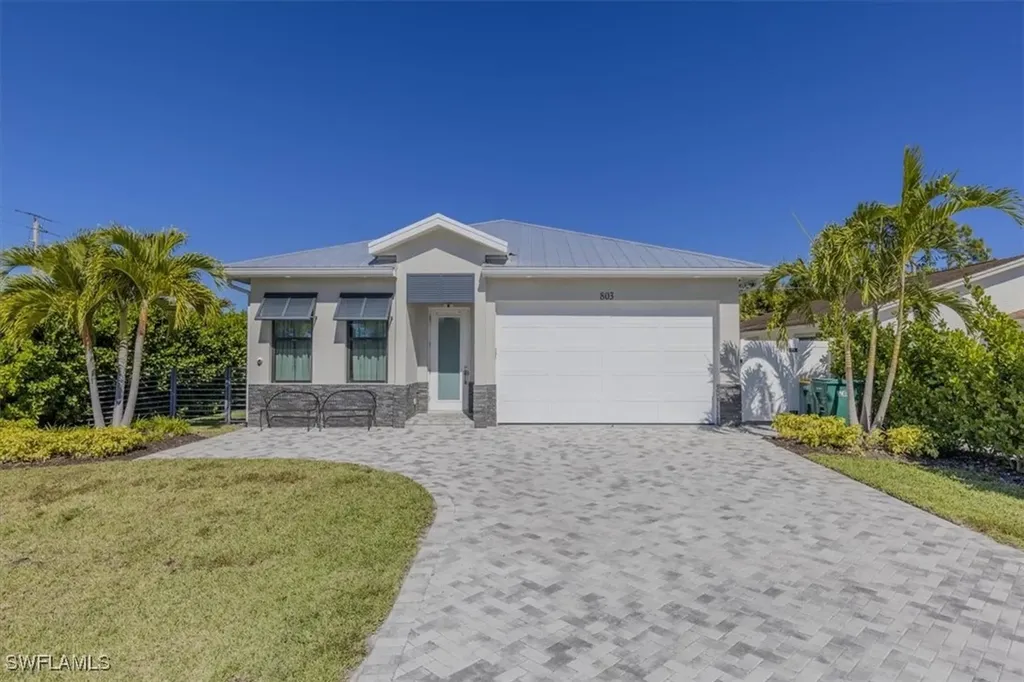 803 92nd Avenue N Naples FL 34108