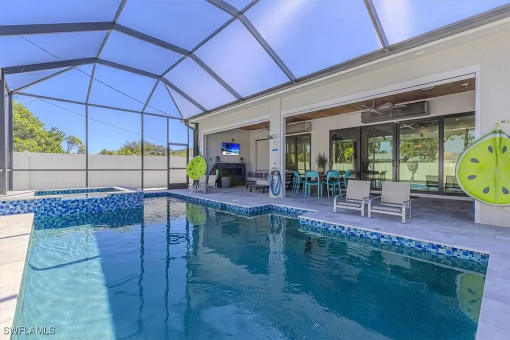 803 92nd Avenue N Naples FL 34108