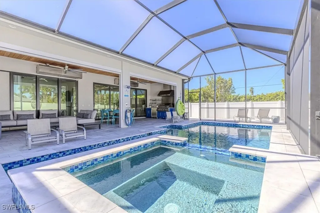 803 92nd Avenue N Naples FL 34108