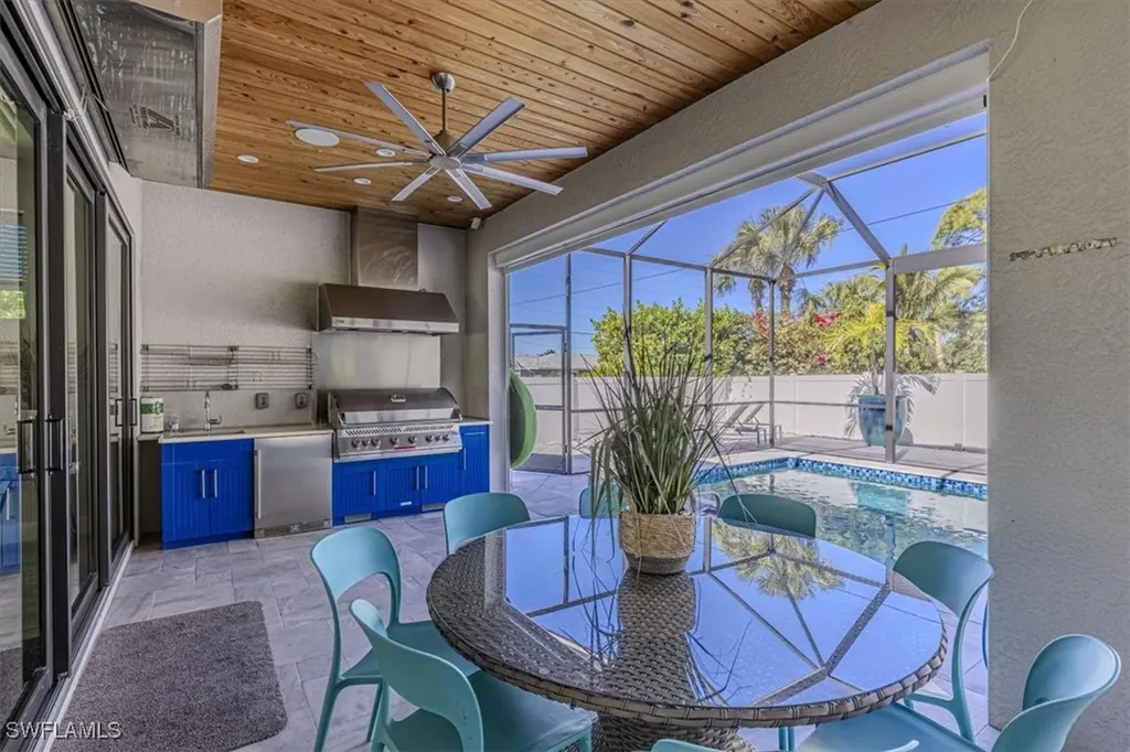 803 92nd Avenue N Naples FL 34108