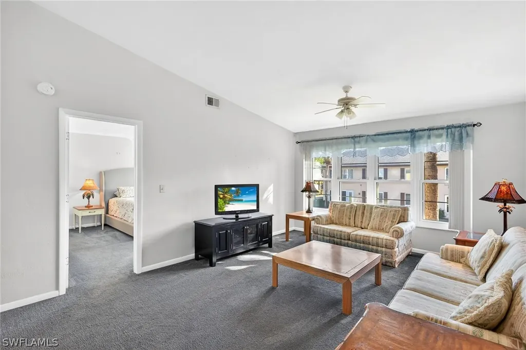 3450 Frosty Way Naples FL 34112