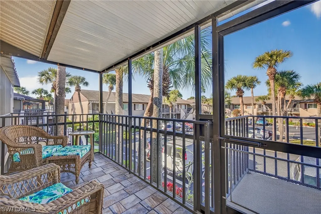 3450 Frosty Way Naples FL 34112