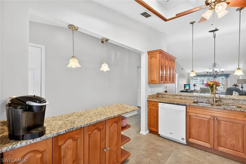 3450 Frosty Way Naples FL 34112