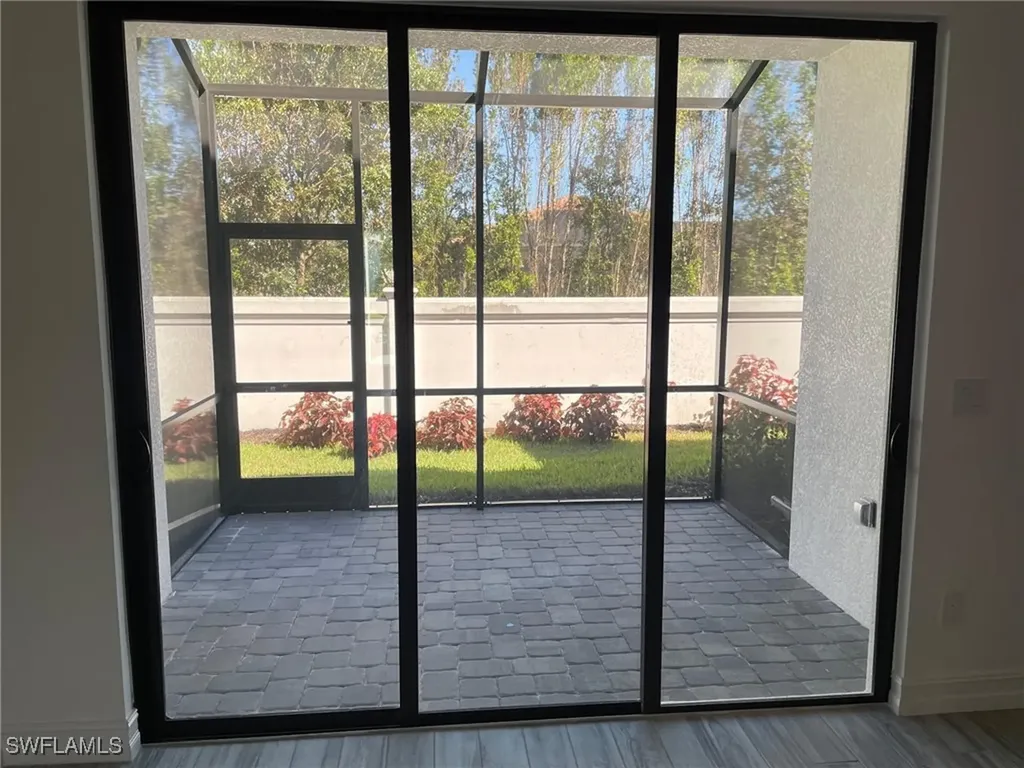 7630 Rockefeller Drive Naples FL 34119