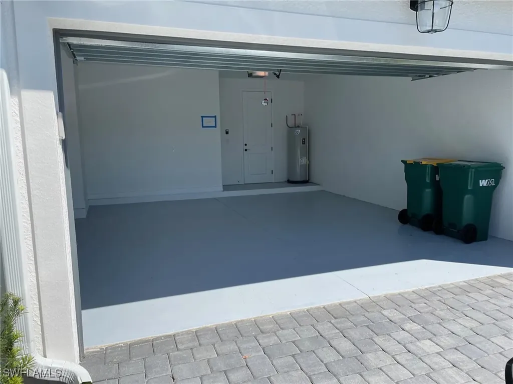 7630 Rockefeller Drive Naples FL 34119