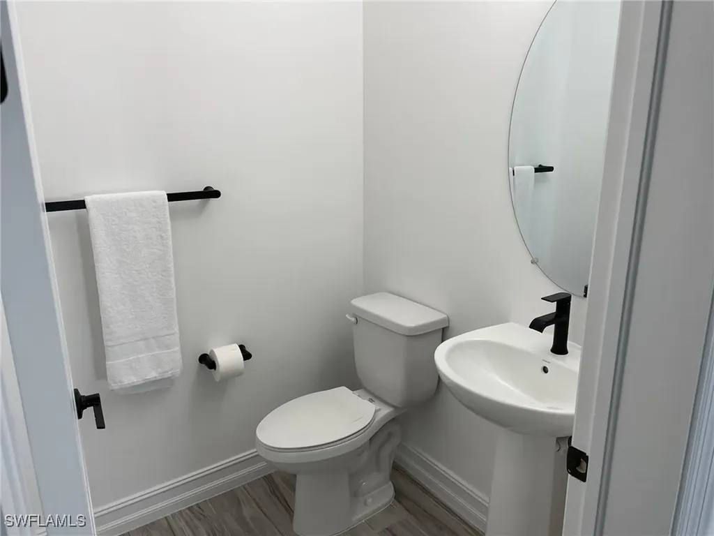 7630 Rockefeller Drive Naples FL 34119