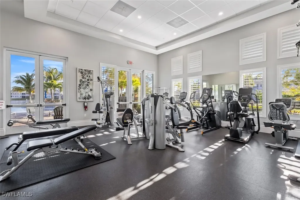 196 Indies Drive E Naples FL 34114