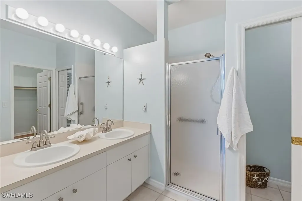 1777 Emerald Cove Circle Cape Coral FL 33991