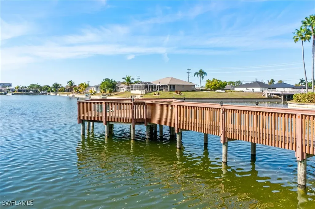 1777 Emerald Cove Circle Cape Coral FL 33991