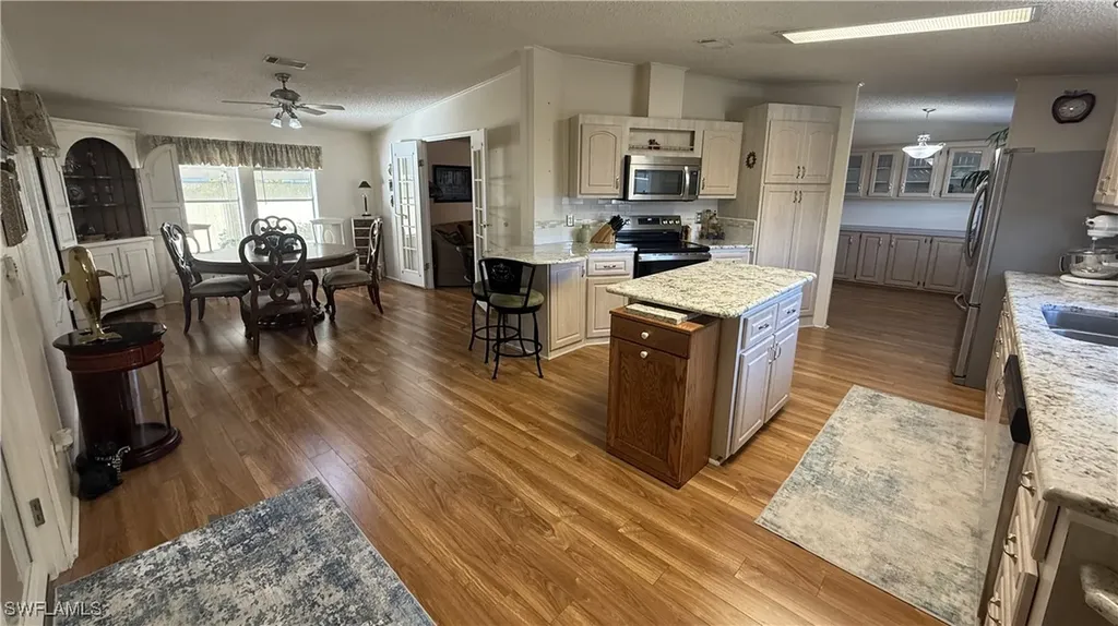 281 Ocean Reef Lane Naples FL 34114