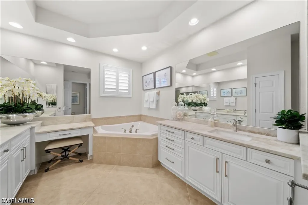 9220 Quartz Lane Naples FL 34120