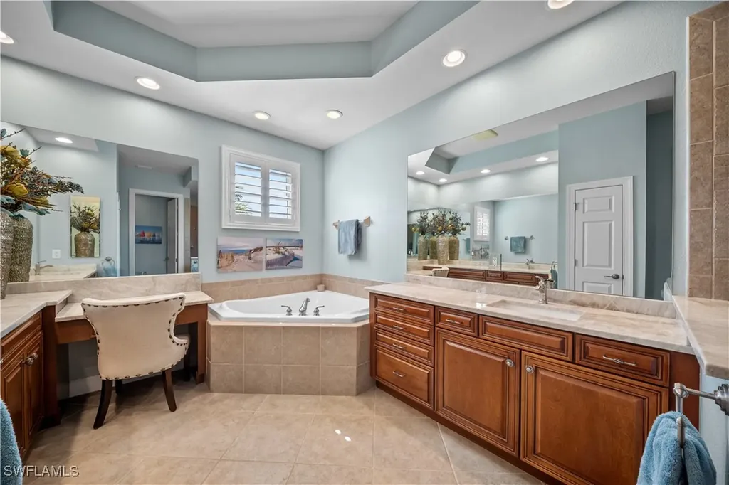 9220 Quartz Lane Naples FL 34120