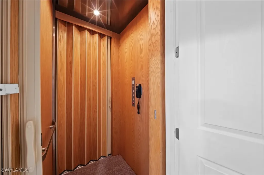 9220 Quartz Lane Naples FL 34120