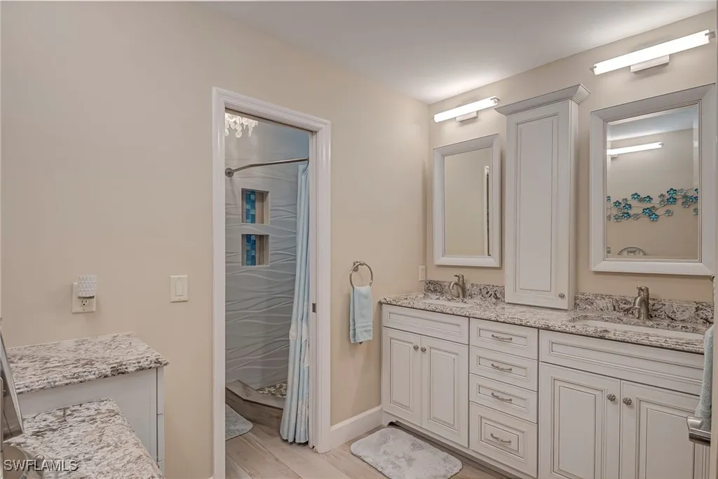 5423 Teak Wood Drive Naples FL 34119