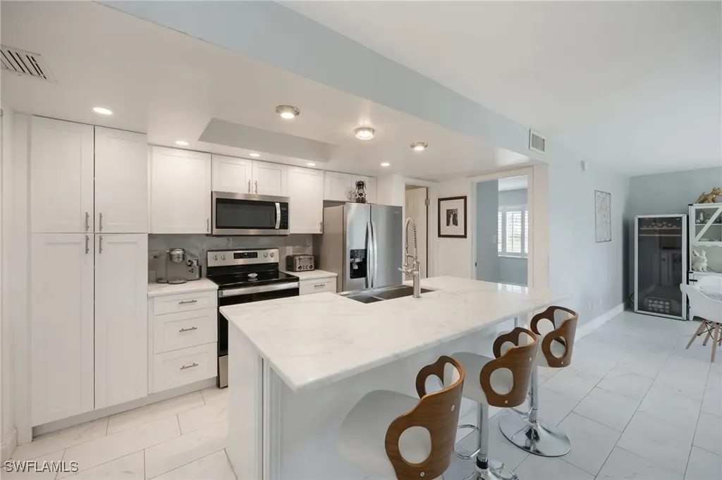 232 Palm Drive Naples FL 34112