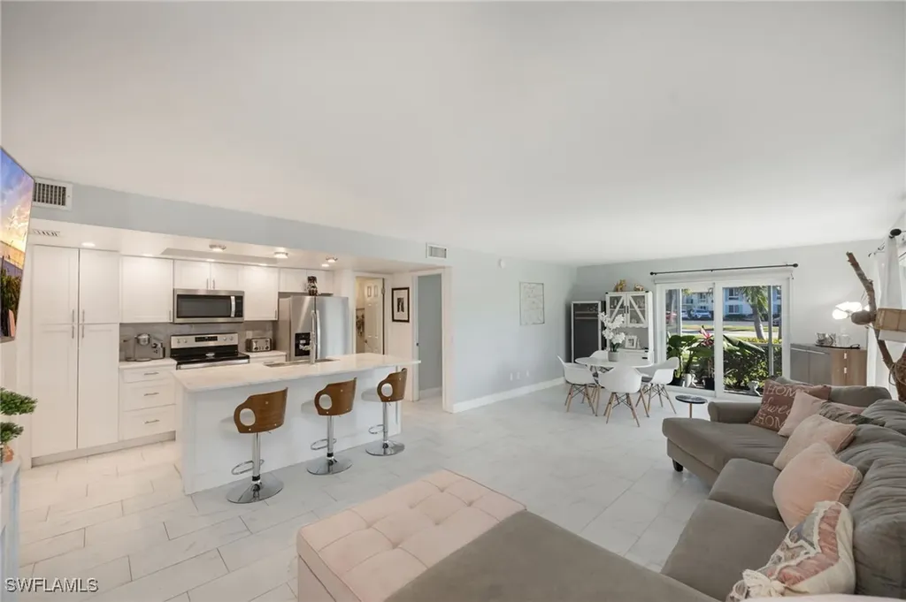 232 Palm Drive Naples FL 34112
