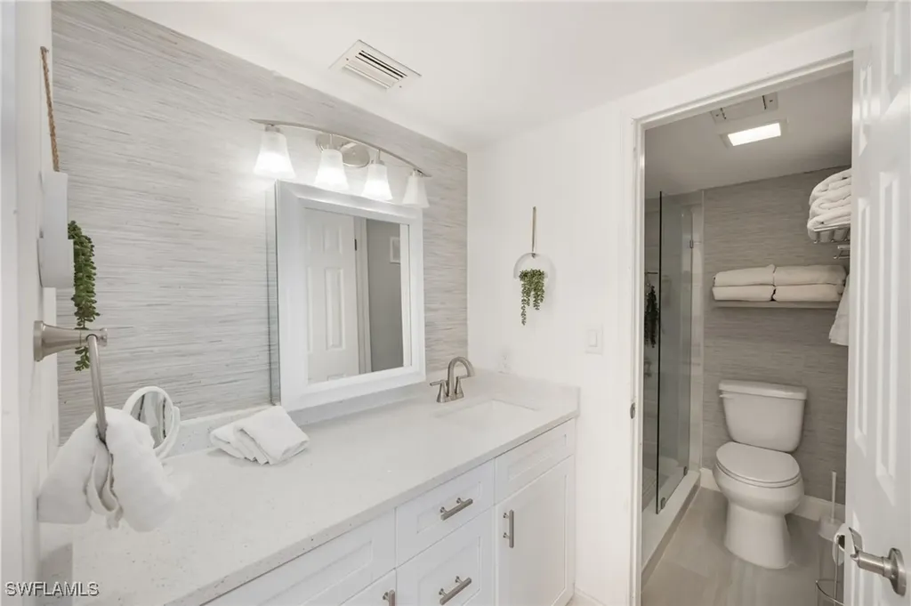 232 Palm Drive Naples FL 34112