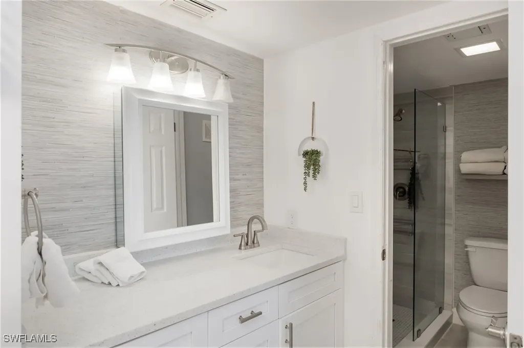 232 Palm Drive Naples FL 34112