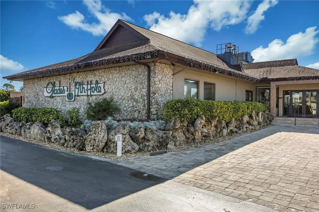 232 Palm Drive Naples FL 34112