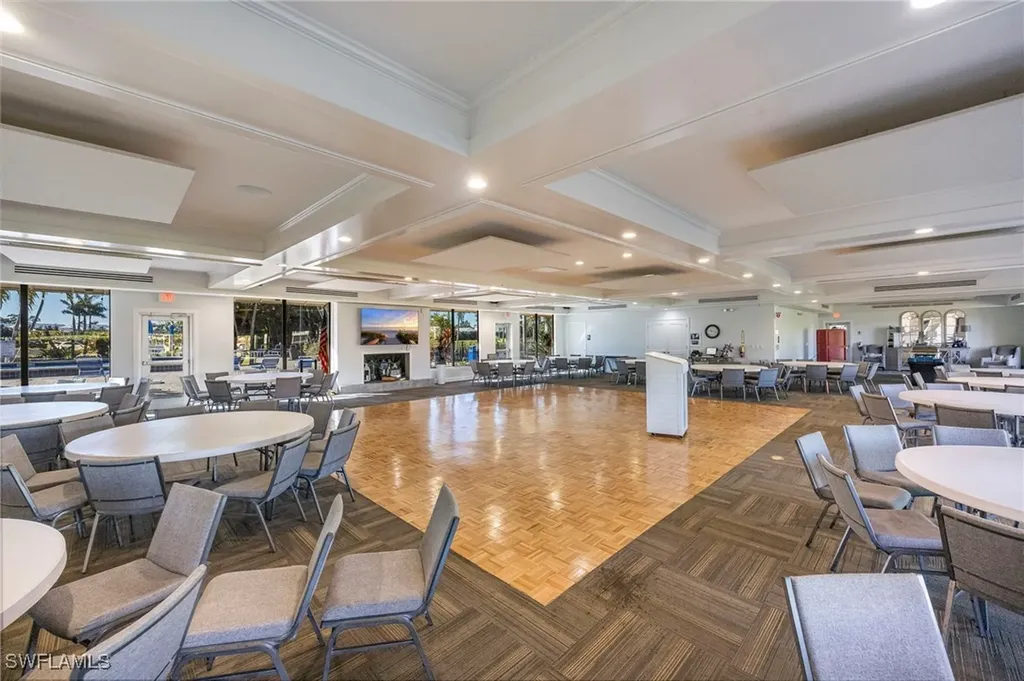 232 Palm Drive Naples FL 34112