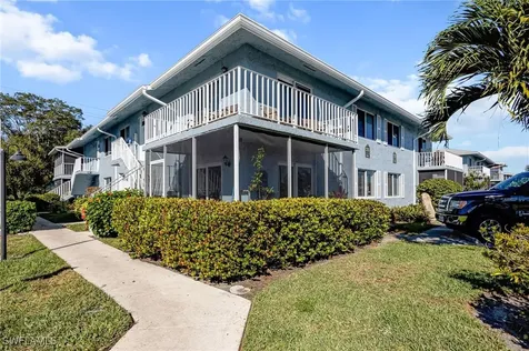 232 Palm Drive Naples FL 34112