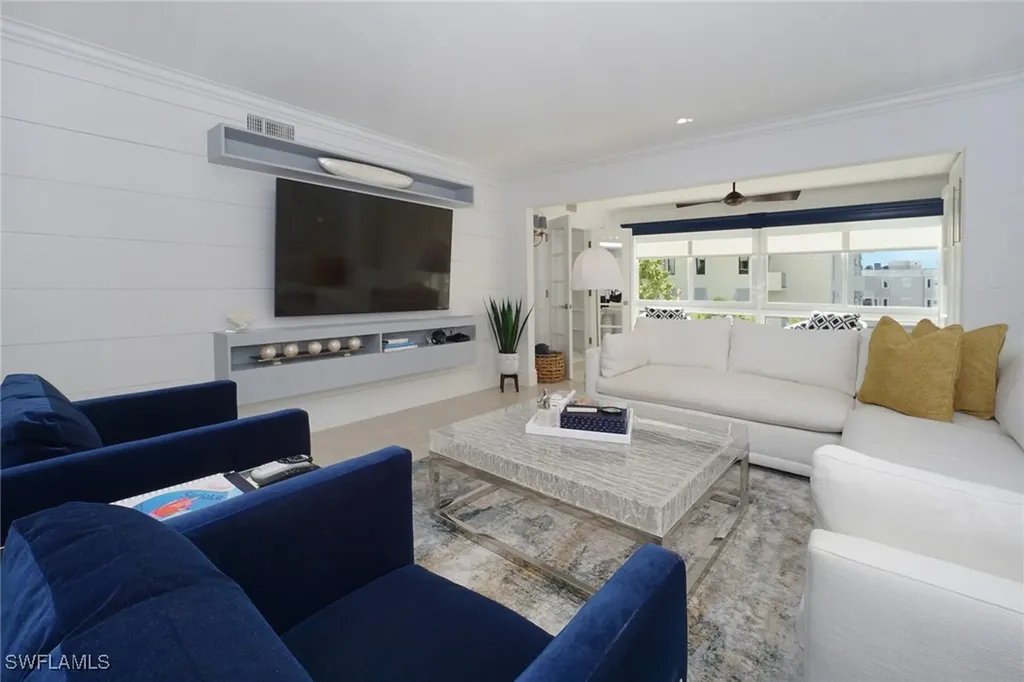 1900 Gulf Shore Boulevard N Naples FL 34102