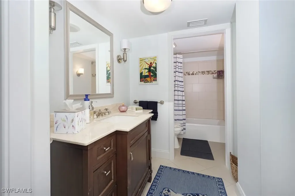 1900 Gulf Shore Boulevard N Naples FL 34102