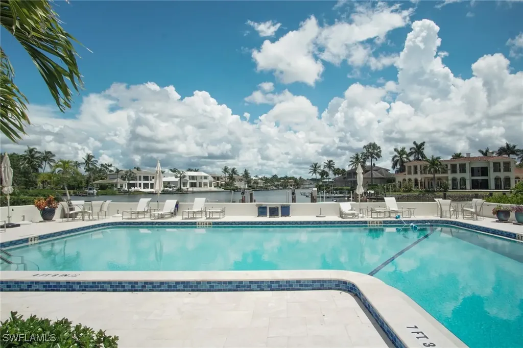 1900 Gulf Shore Boulevard N Naples FL 34102