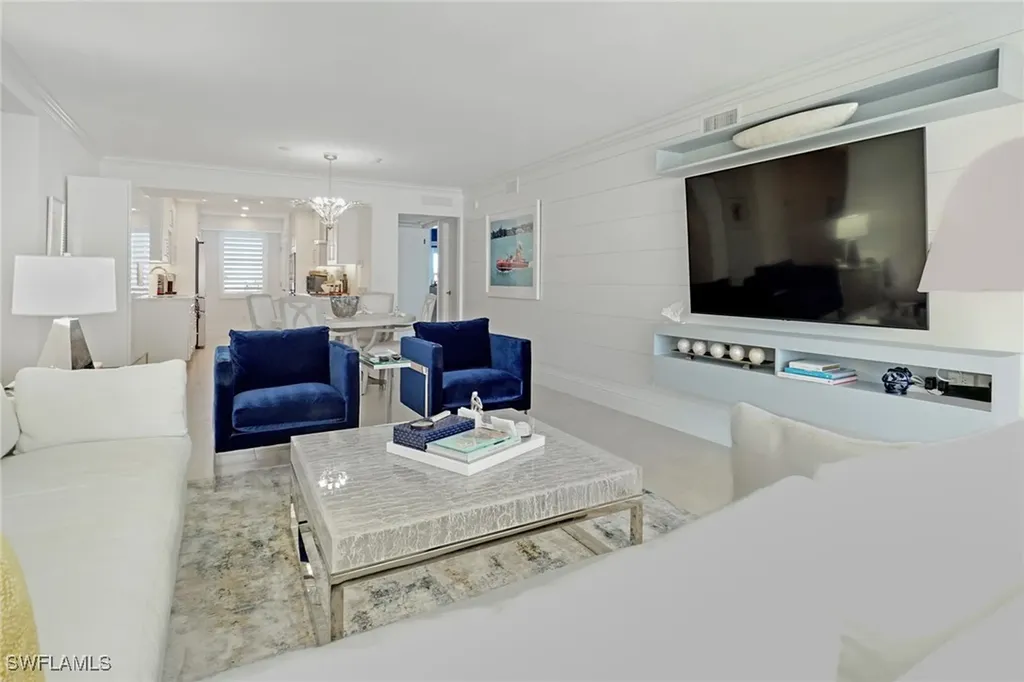 1900 Gulf Shore Boulevard N Naples FL 34102