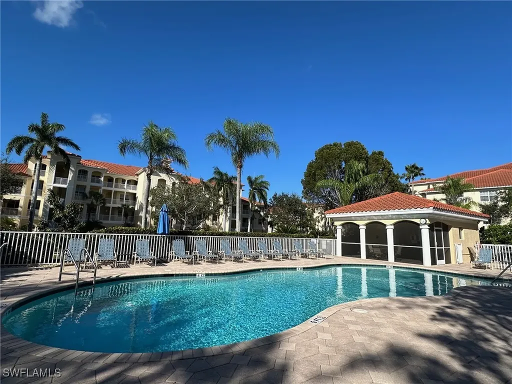 4884 Hampshire Court Naples FL 34112