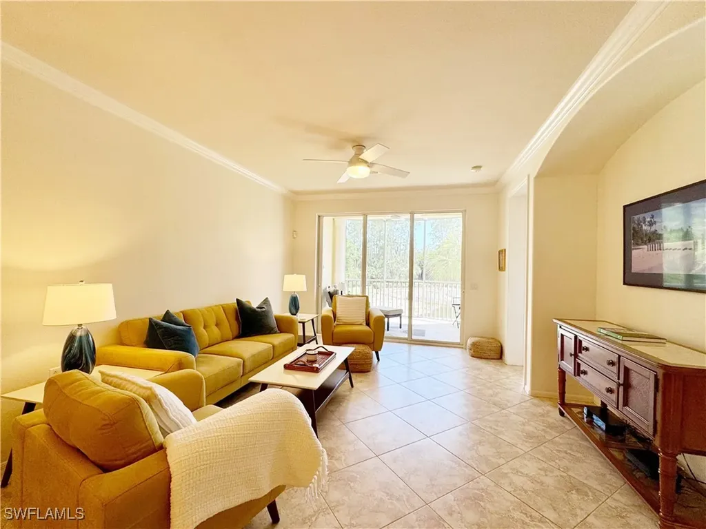4884 Hampshire Court Naples FL 34112