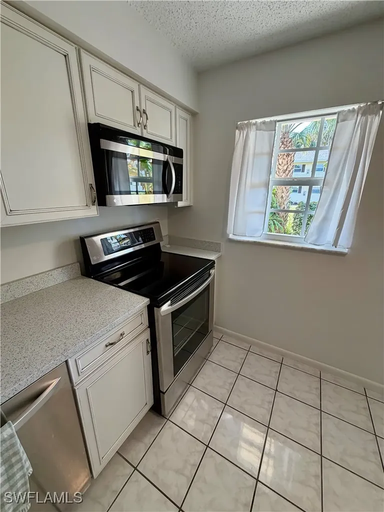 3325 Airport Road N Naples FL 34105