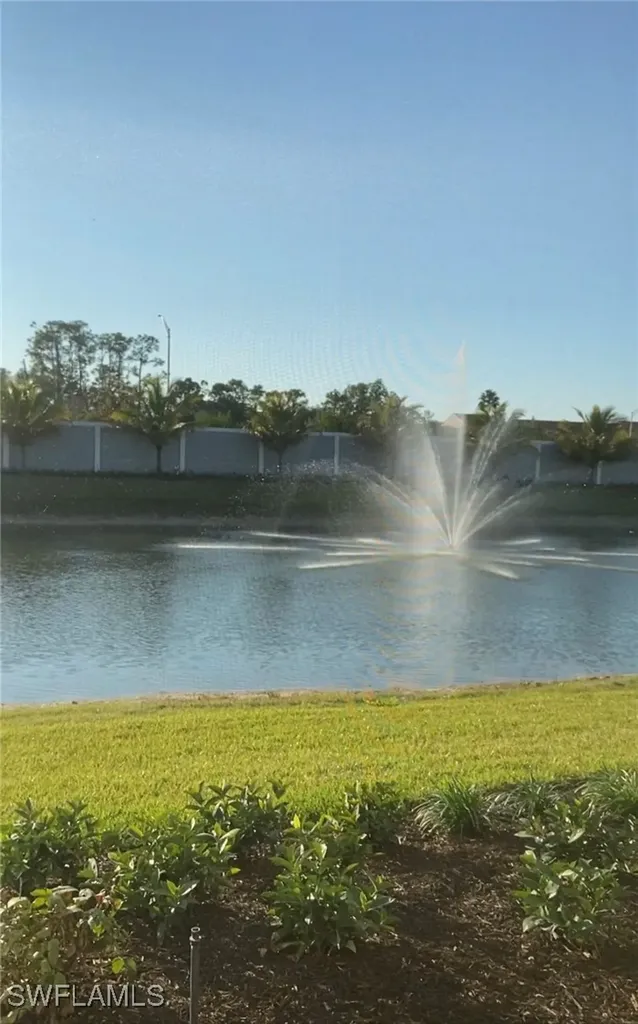 2555 Seychelles Drive Naples FL 34112