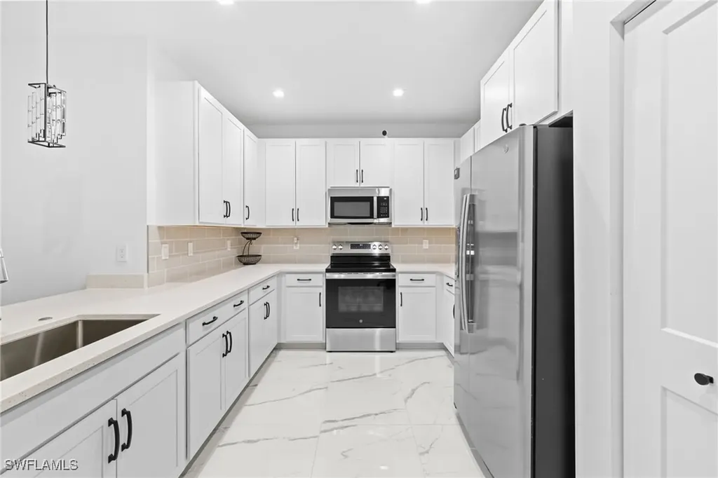 13016 Georges Cay Place Fort Myers FL 33913